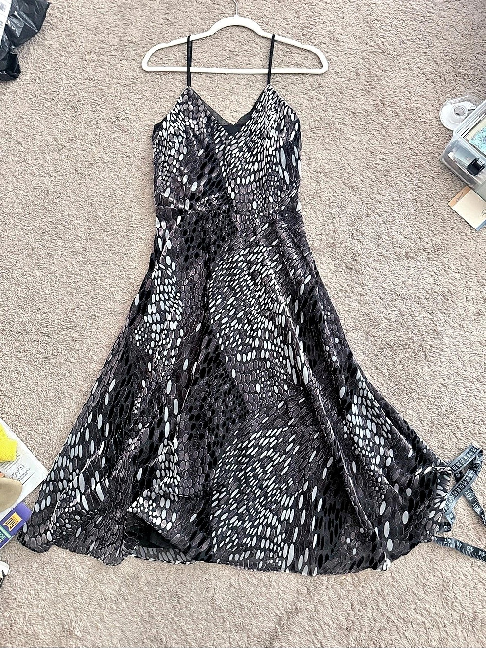 White House Black Market Abstract Print Maxi Dress Size 6